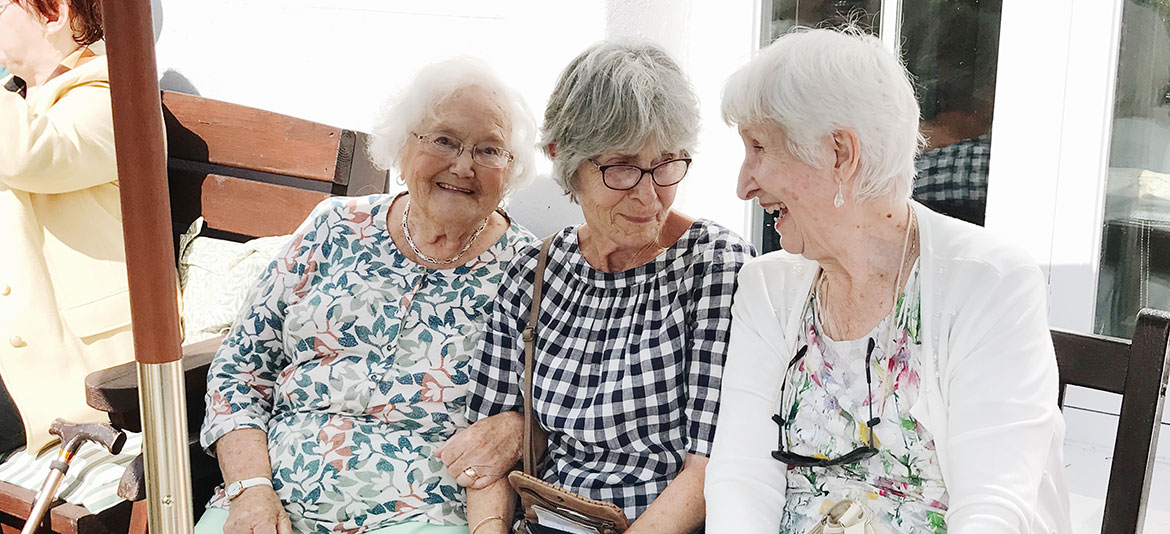 Tips for settling in to your retirement home Image